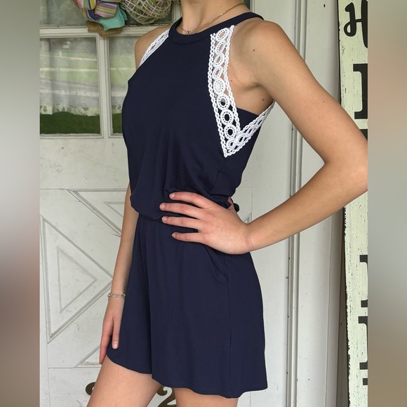 Lilly Pulitzer LaLa romper - Picture 2 of 4